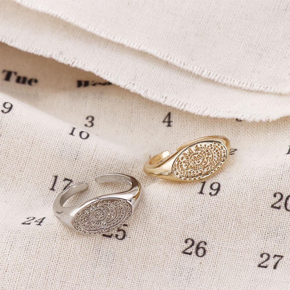 Korean Daily Lifestyle - Minimalist Sun Moon Pattern Ring Korean